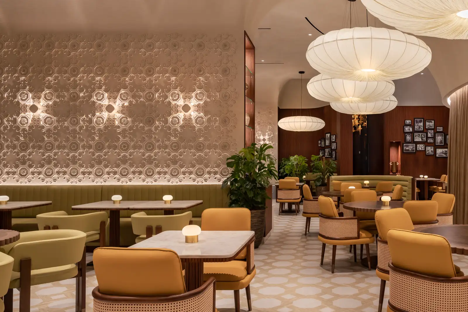 Choosing the Right Interior Design Company for a Luxury Restaurant